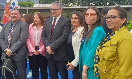 Gobierno realiza ceremonia en Santiago por la publicación de la ley de cumplimiento tributario en hogar de adultos mayores de San Joaquín